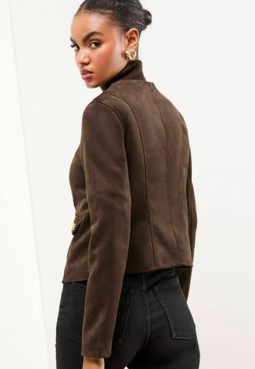 Блейзер с накладными карманами