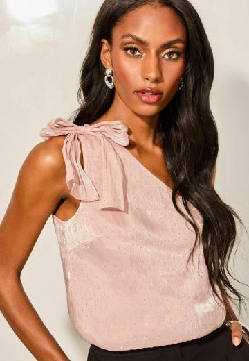 Топ на одно плечо