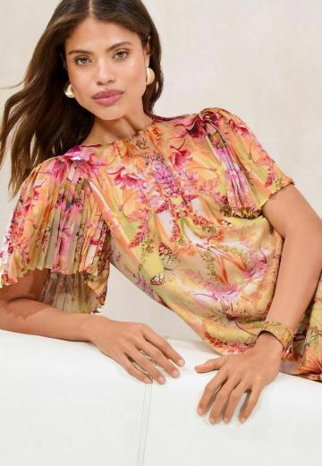 Короткое платье