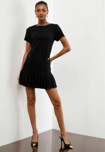 Короткое платье