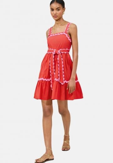 Короткое платье