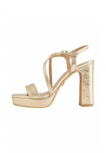 Босоножки на платформе