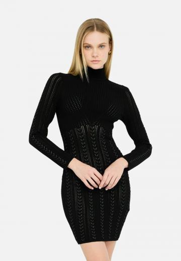 Платье футляр