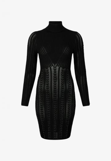 Платье футляр