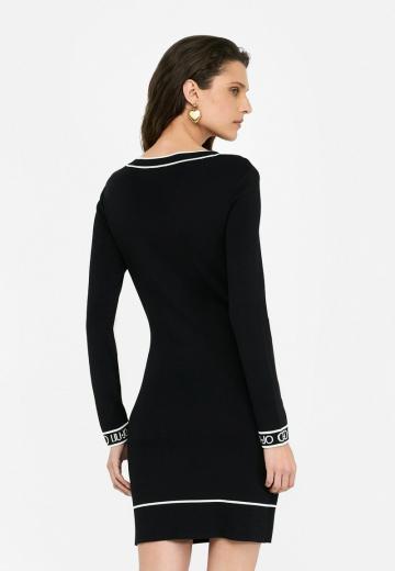 Платье футляр