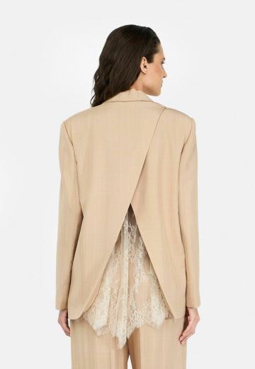 Короткое пальто