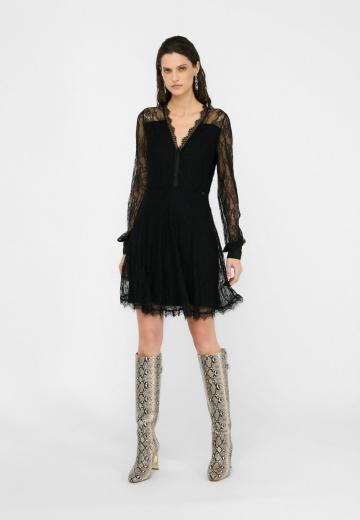 Короткое платье