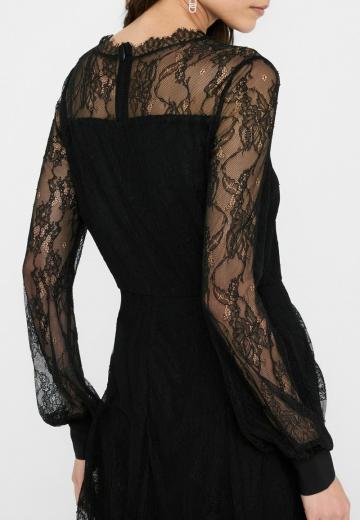 Короткое платье