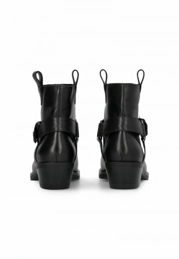 Ковбойские сапожки