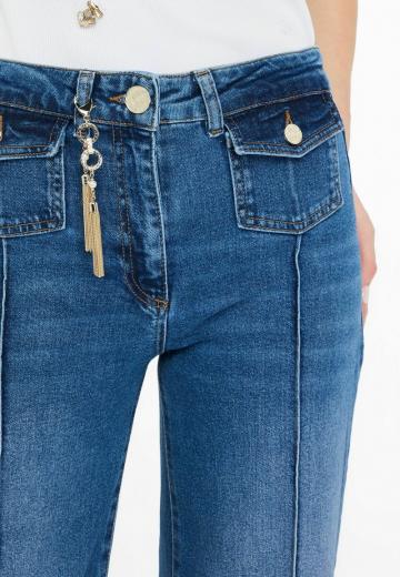 Свободные джинсы