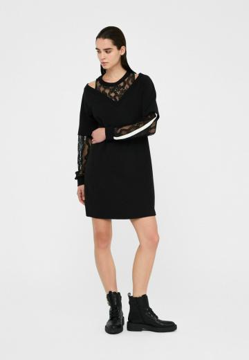 Короткое платье