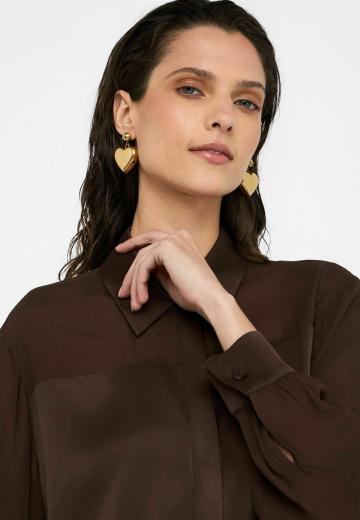 Атласная блузка