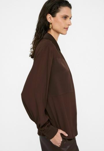 Атласная блузка