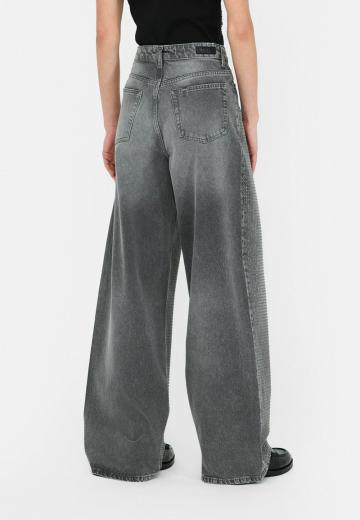 Свободные джинсы