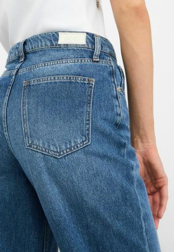 Свободные джинсы