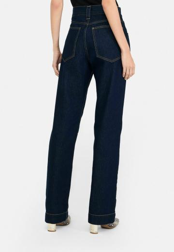 Прямые джинсы