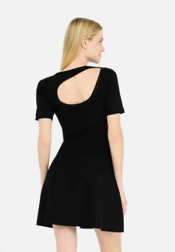 Вязаное платье