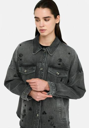 Джинсовая куртка