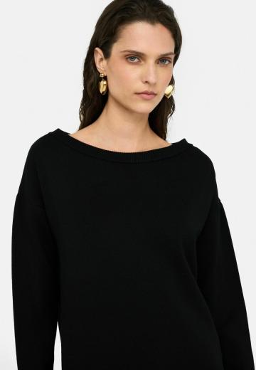 Вязаное платье