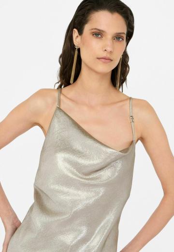 Топ на бретельках