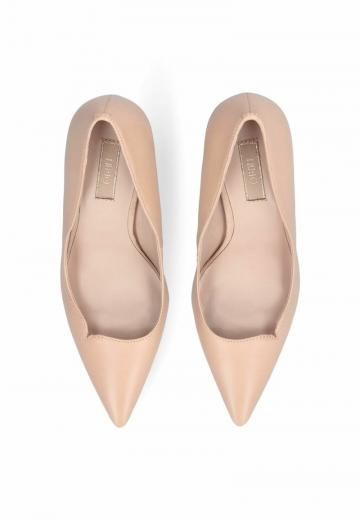 Туфли на высоком каблуке