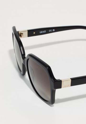 Солнечные очки