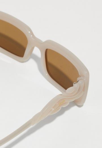 Солнечные очки