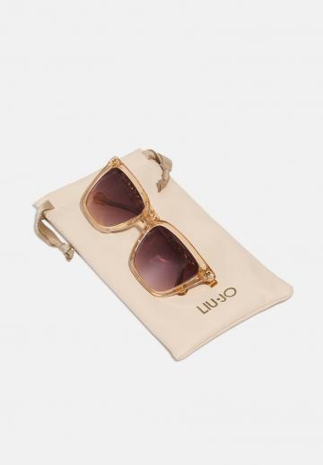 Солнечные очки