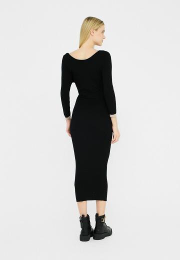 Платье футляр