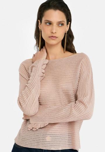 Пуловер в полоску