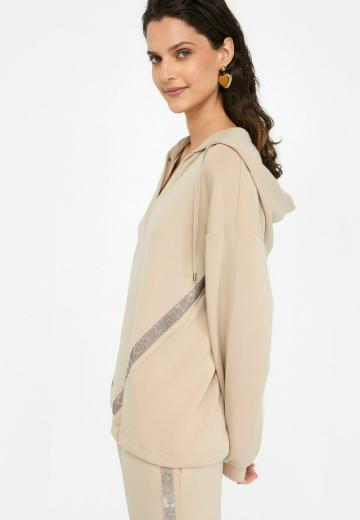 Пуловер с капюшоном