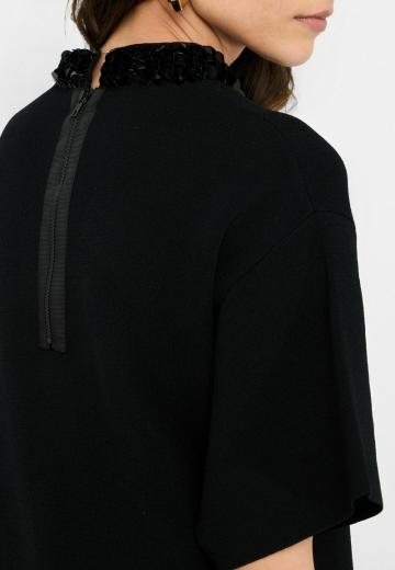 Вязаное платье