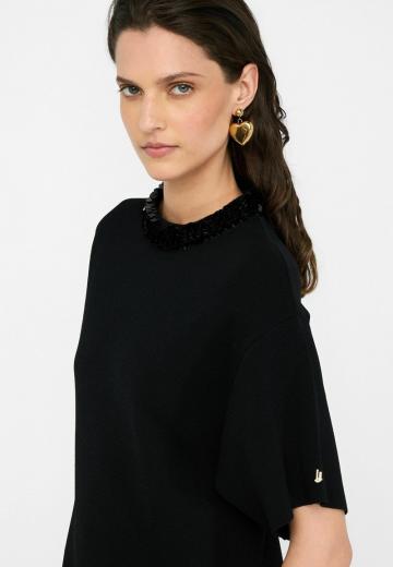 Вязаное платье