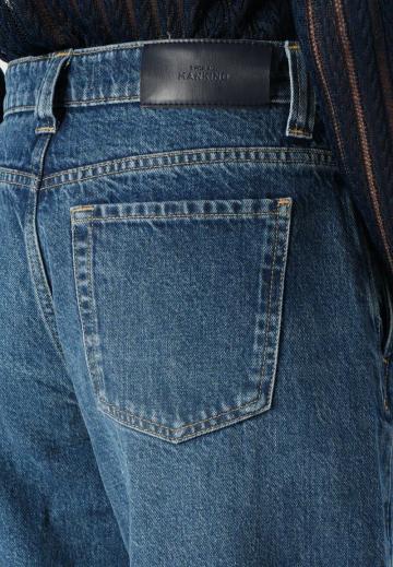 Клешеные джинсы