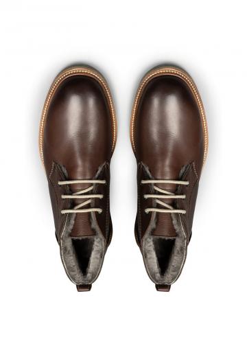 Ботинки на шнуровке