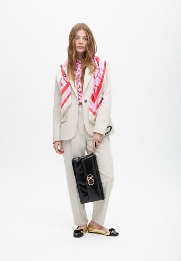 Атласная блузка