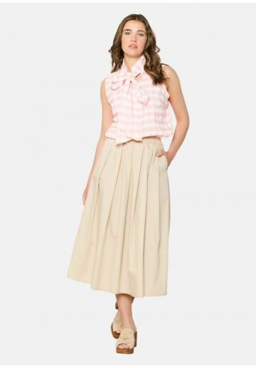 Блузка без рукавов