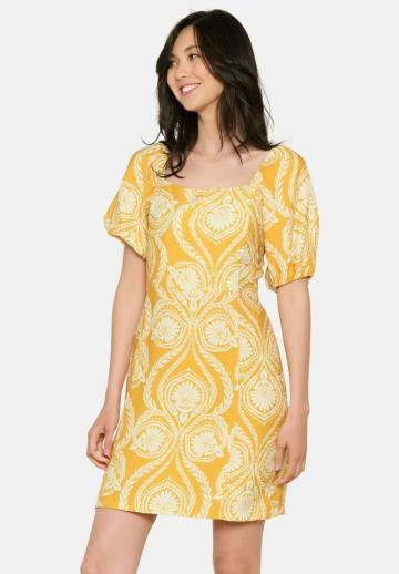 Короткое платье