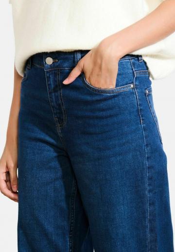 Джинсы