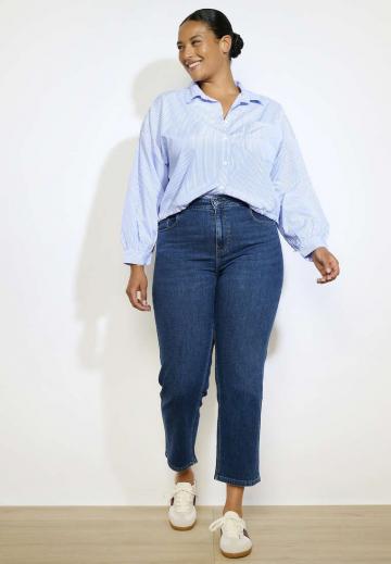 Короткие джинсы