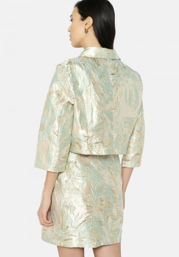 Короткая куртка