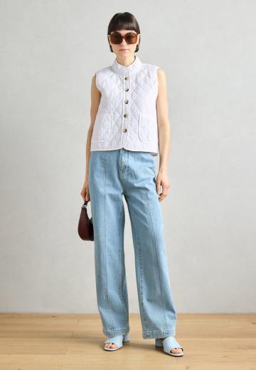 Джинсовая жилетка