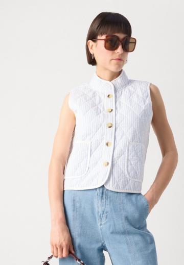 Джинсовая жилетка