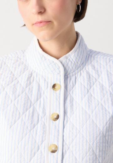 Джинсовая жилетка