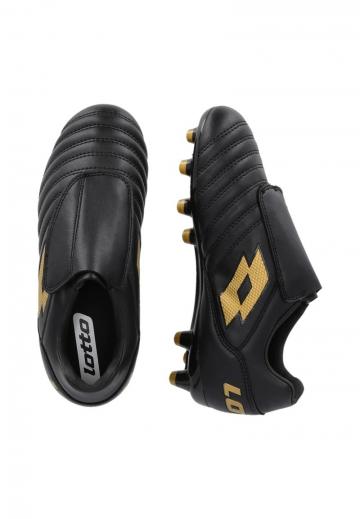 Футбольные бутсы