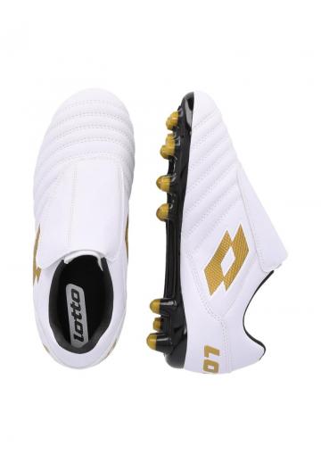 Футбольные бутсы