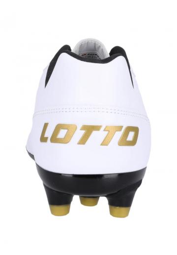 Футбольные бутсы