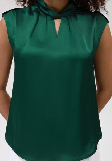 Блузка без рукавов