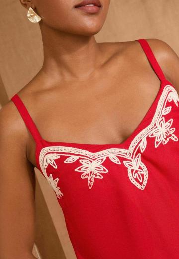 Топ на бретельках