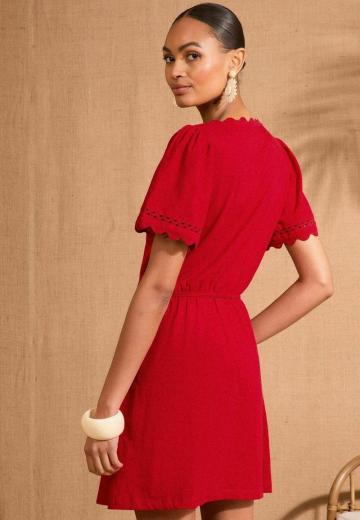 Короткое платье